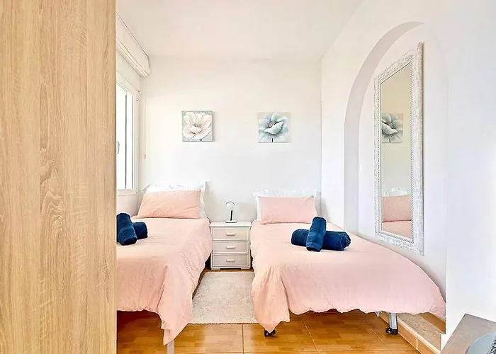 וילה Marite - 4 Bed/ 2 Bath - Own Private Pool פואנגירולה