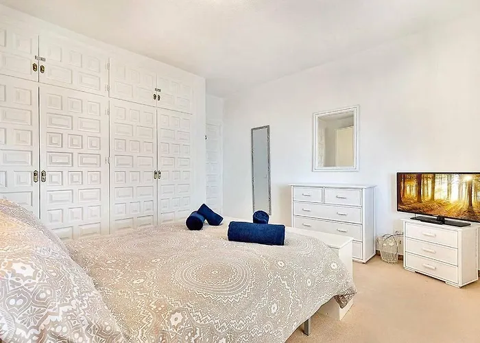 Marite - 4 Bed/ 2 Bath - Own Private Pool