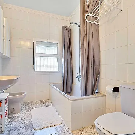 Marite - 4 Bed/ 2 Bath - Own Private Pool וילה