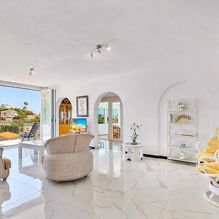 Marite - 4 Bed/ 2 Bath - Own Private Pool *