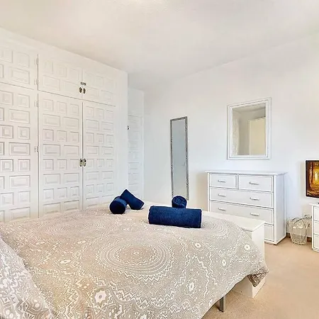 Marite - 4 Bed/ 2 Bath - Own Private Pool