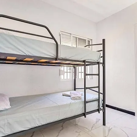 Villa Marite - 4 Bed/ 2 Bath - Own Private Pool Fuengirola