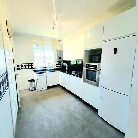 Villa Marite - 4 Bed/ 2 Bath - Own Private Pool Fuengirola