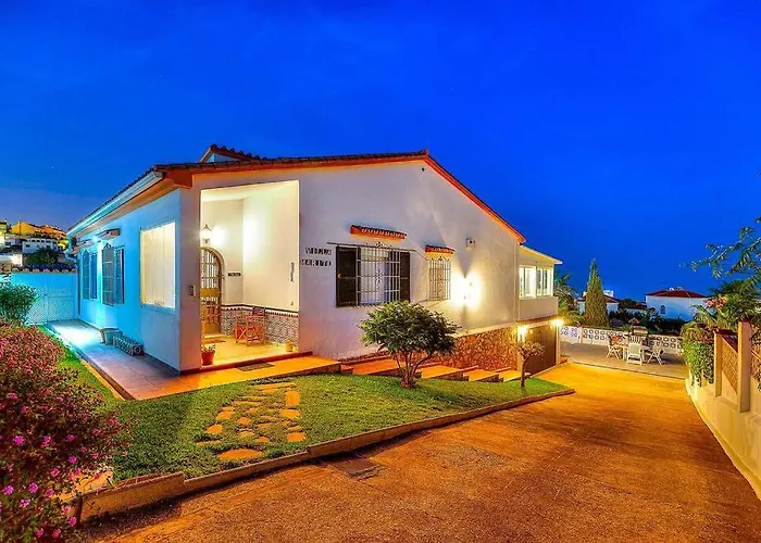 Villa Marite - 4 Bed/ 2 Bath - Own Private Pool *