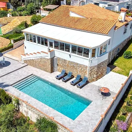 Marite - 4 Bed/ 2 Bath - Own Private Pool Fuengirola