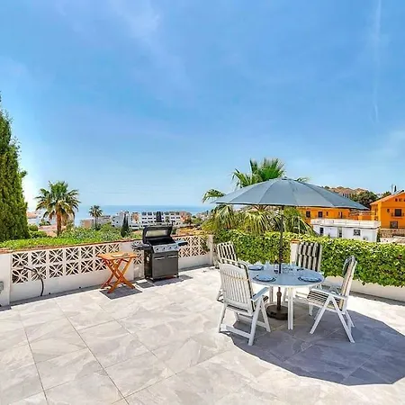 Marite - 4 Bed/ 2 Bath - Own Private Pool Villa Fuengirola