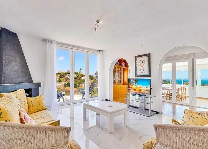 Marite - 4 Bed/ 2 Bath - Own Private Pool Fuengirola