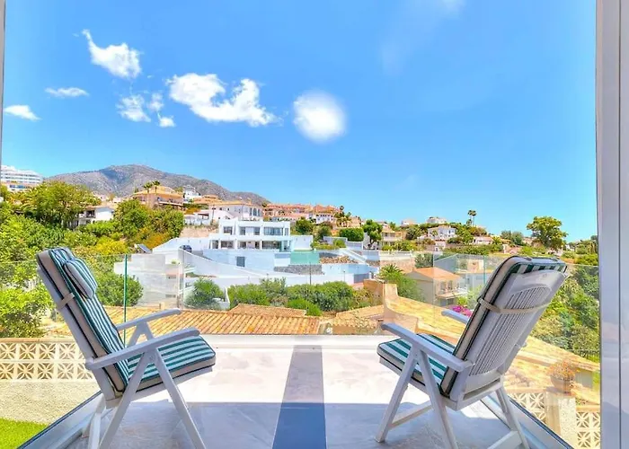 Villa Marite - 4 Bed/ 2 Bath - Own Private Pool *